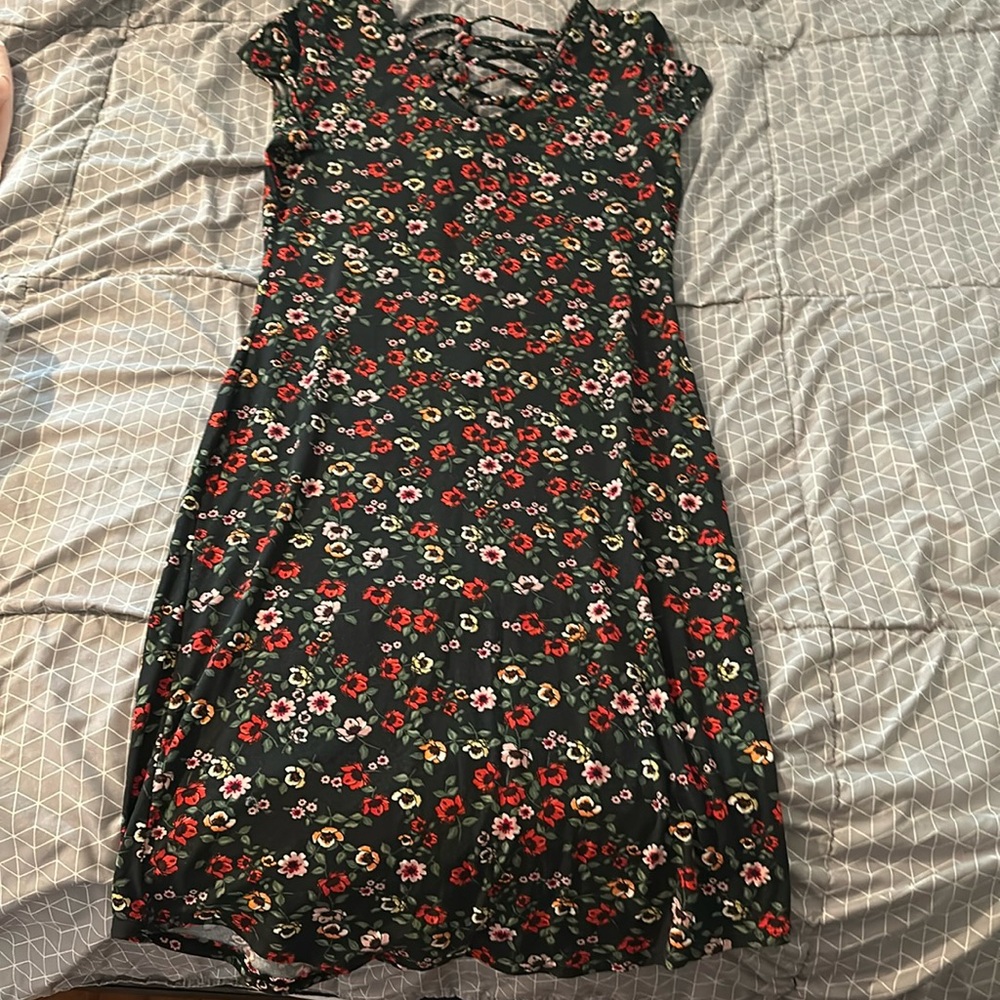 Super soft, stretchy, black cap sleeve dress with pink and red flowers